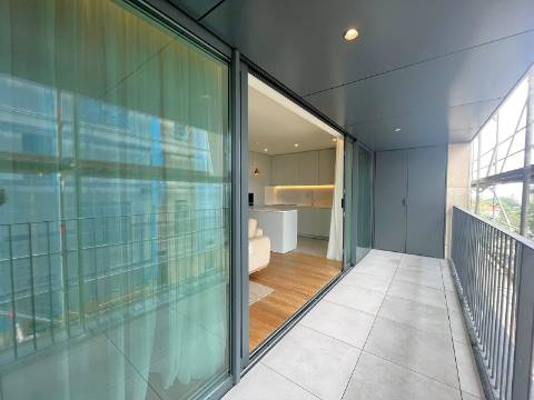 T3 em condomínio privado c/ piscina e padel