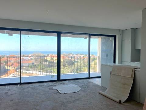 T3 em condomínio privado c/ piscina e padel