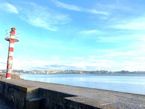 T1 luminoso na Foz Velha