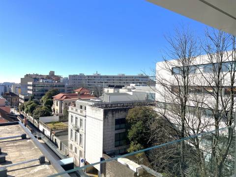 T3 novo junto à Rotunda da Boavista