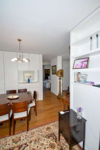 T1 de luxo c/ varanda à Marechal Gomes da Costa