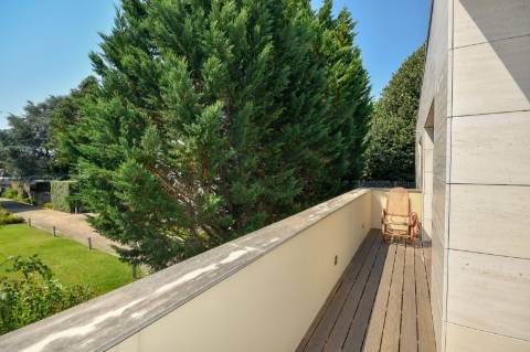 T1 de luxo c/ varanda à Marechal Gomes da Costa