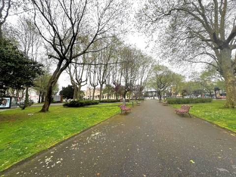 T1 c/ jardim e pátio em matosinhos sul p /arrendar