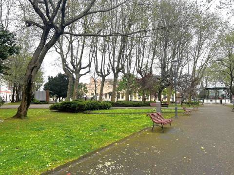 T1 c/ jardim e pátio em matosinhos sul p /arrendar