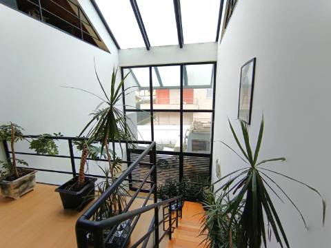 Moradia T5 c/ jardim e piscina em Aveleda, Vila do Conde