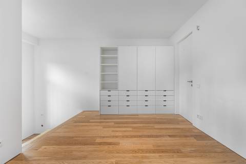 Moradia T3 remodelada no coração da Foz do Douro