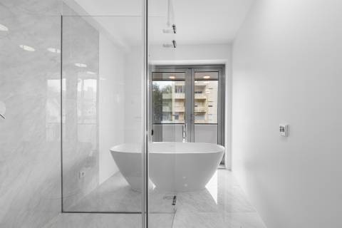 Moradia T3 remodelada no coração da Foz do Douro