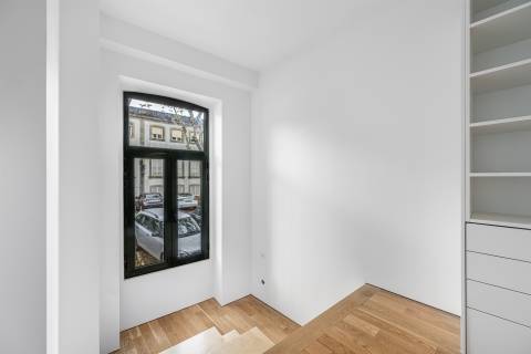 Moradia T3 remodelada no coração da Foz do Douro