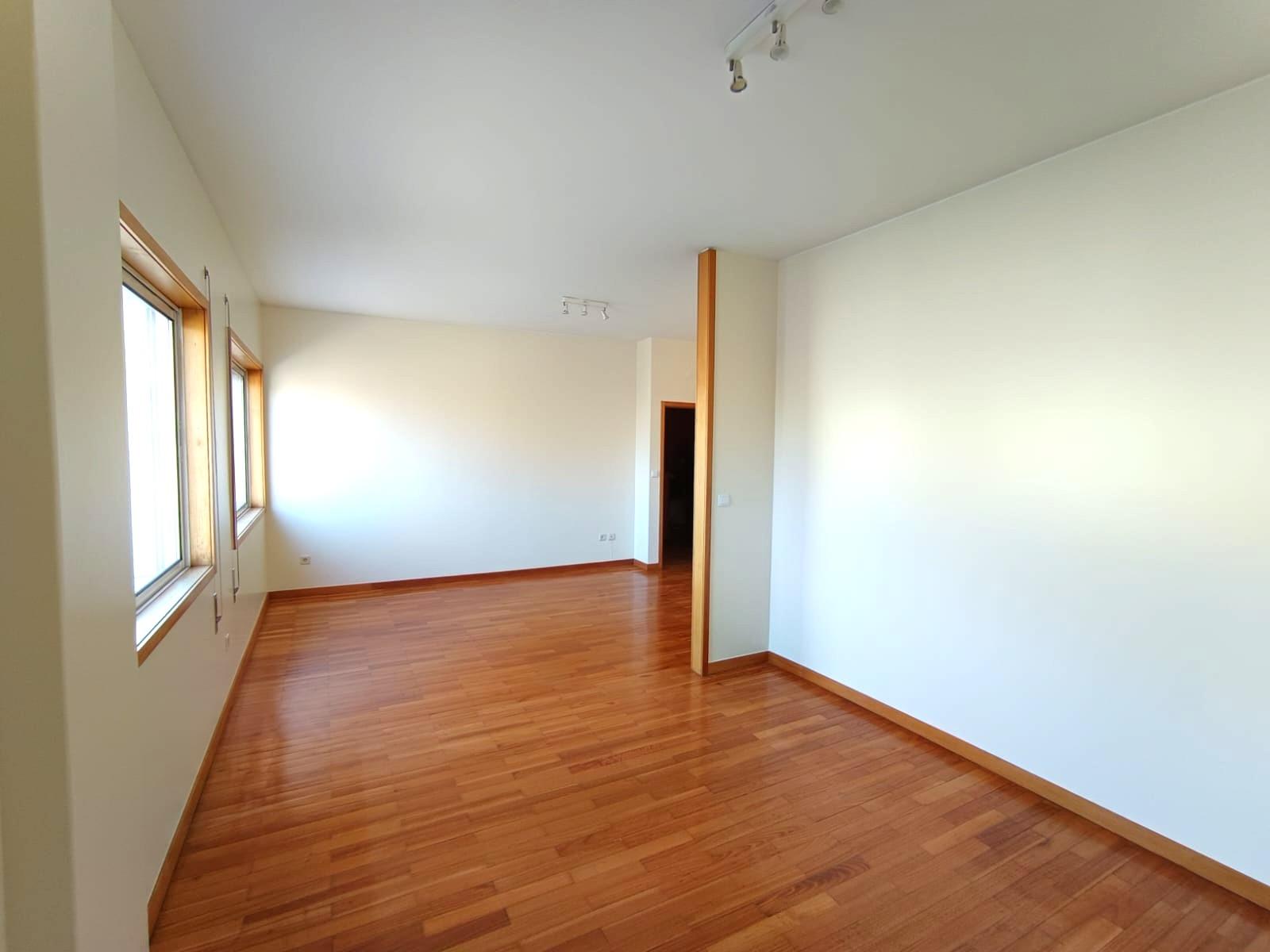 T3 p/ arrendar no centro do Porto