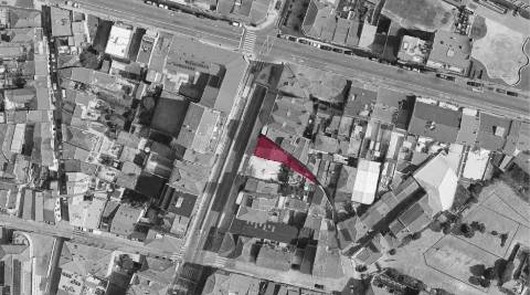 Prédio para construção no Porto