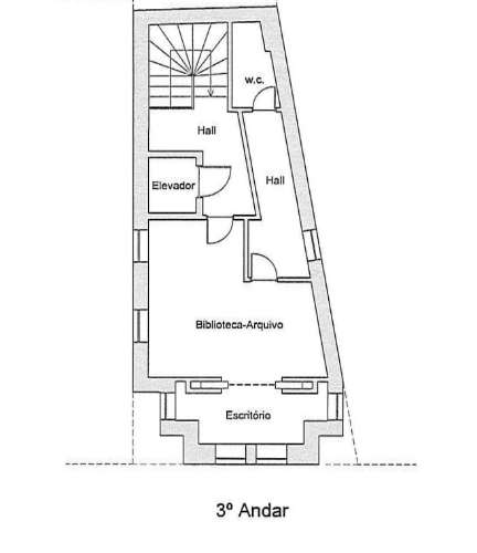 Escritório p/ arrendar na marginal do Porto