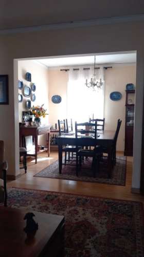 Moradia T4 com jardim em Aldoar, junto à Av. da Boavista e Parque da Cidade