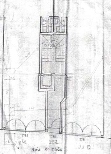 Loja p/ arrendar, à Boavista, com 150 m² – , Porto