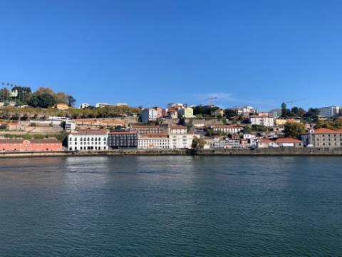 T3 Duplex p/ arrendar – Praia da Granja Arcozelo (disponível a partir de novembro)