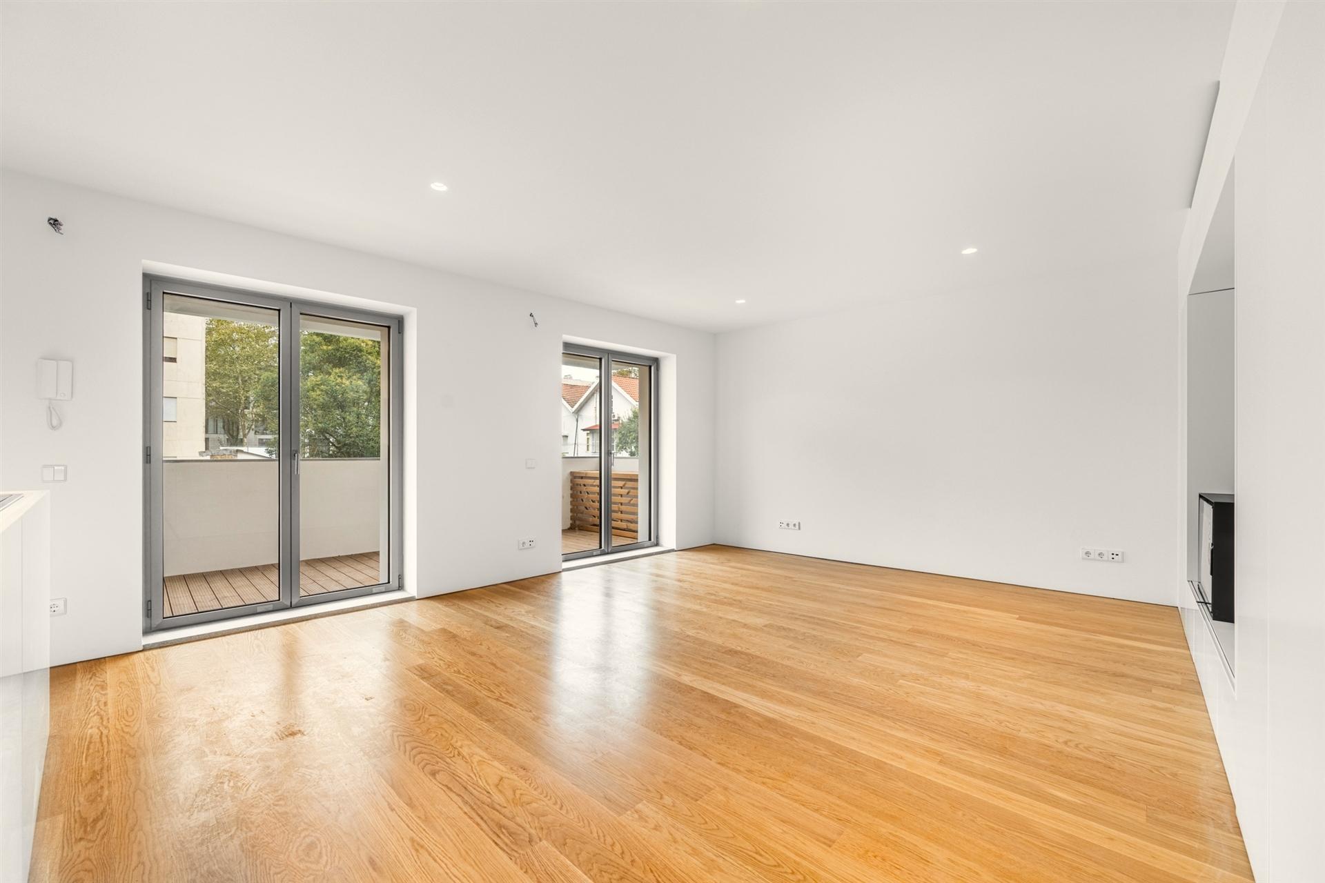 Moradia T3 remodelada no coração da Foz do Douro