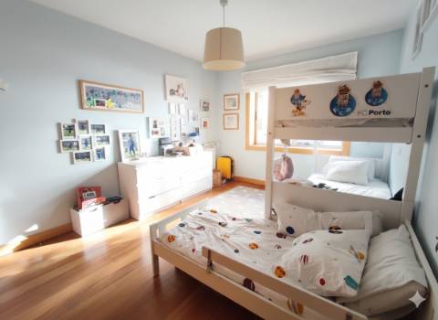 T3 Duplex com 2 lugares de garagem em condomínio privado no Porto