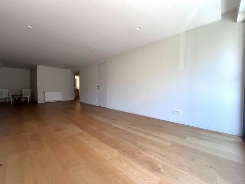 T3 Novo para Arrendamento – Foz do Douro