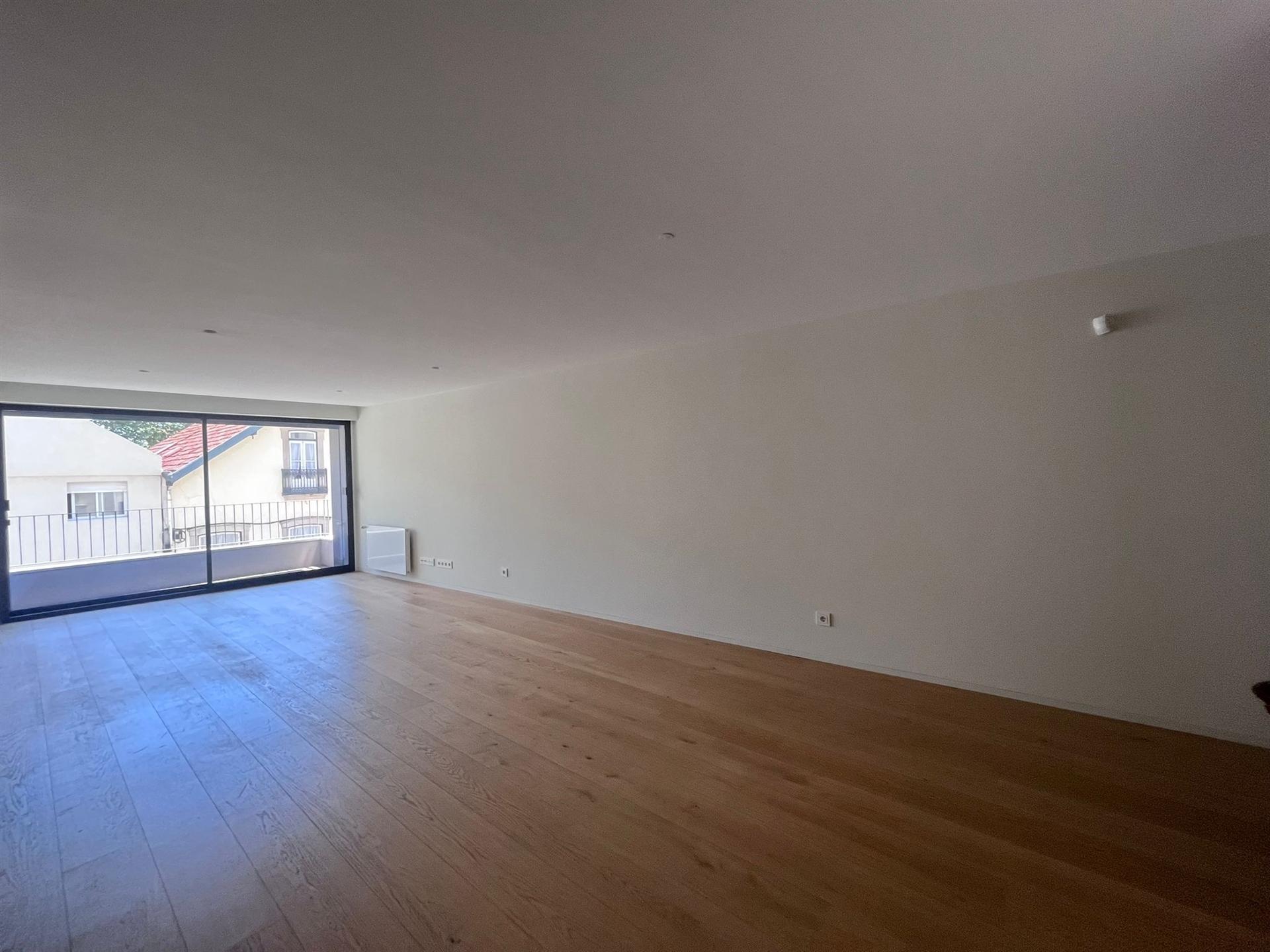 T3 Novo para Arrendamento – Foz do Douro