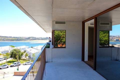 T2 na Foz com vista rio