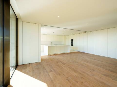 T3 na primeira linha do rio Douro