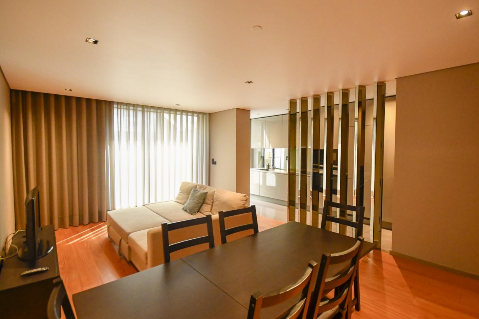 T1 c/ varanda na Av. Brasil na Foz do Douro