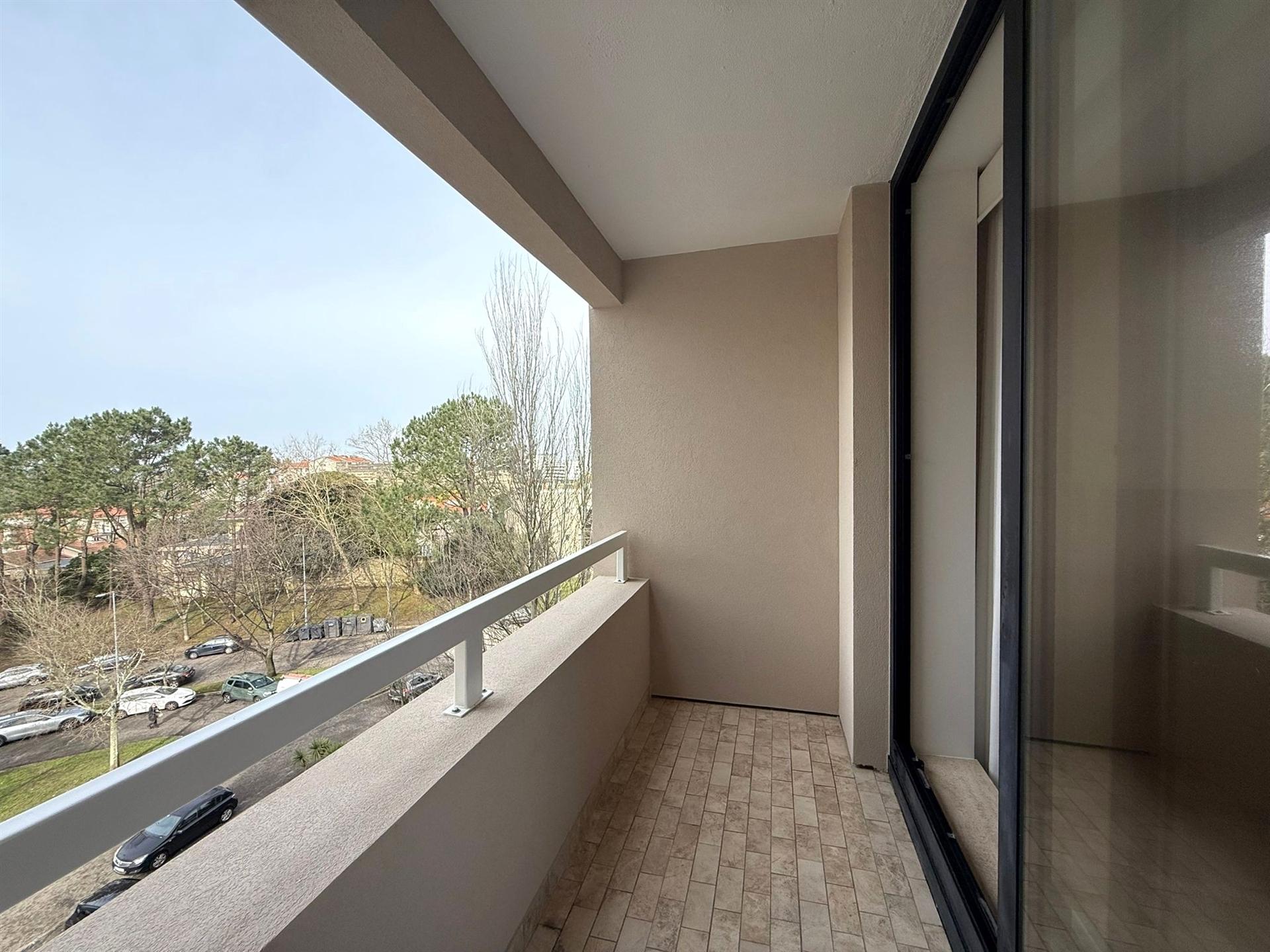 T2 c/ varanda e vista mar total – Pinhais da Foz