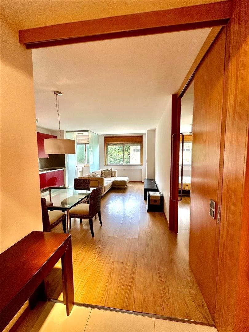 T1 no Aviz mobilado p/ arrendar c/ lugar de garagem