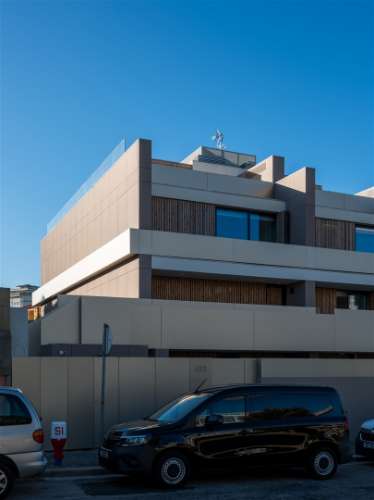 T4+1 Triplex c/ piscina junto à praia na Foz do Douro