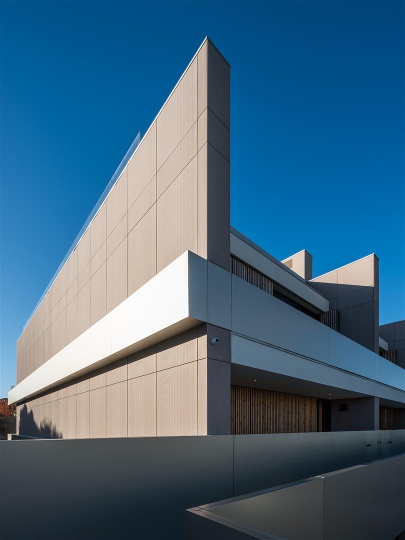 T4+1 Triplex c/ piscina junto à praia na Foz do Douro