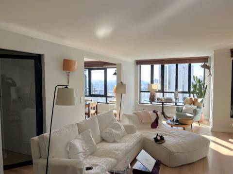 T3 Duplex com 60 m² de Sala | Varandas | Boavista | Porto