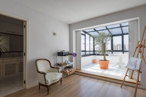 T3 Duplex com 60 m² de Sala | Varandas | Boavista | Porto