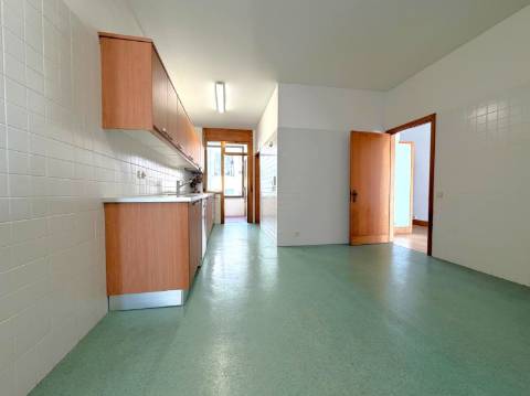 T4 c/ Vista Mar | Varanda | Foz do Douro