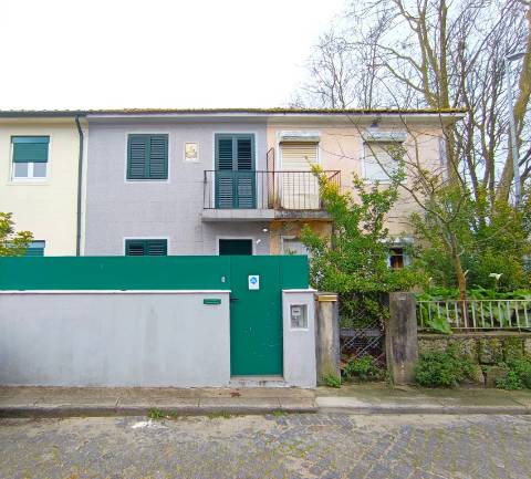 Moradia T2 com terraço em Ramalde