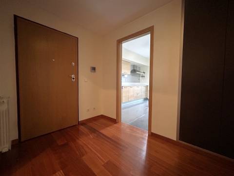 T3 com Garagem e Excelente Luminosidade no Bessa