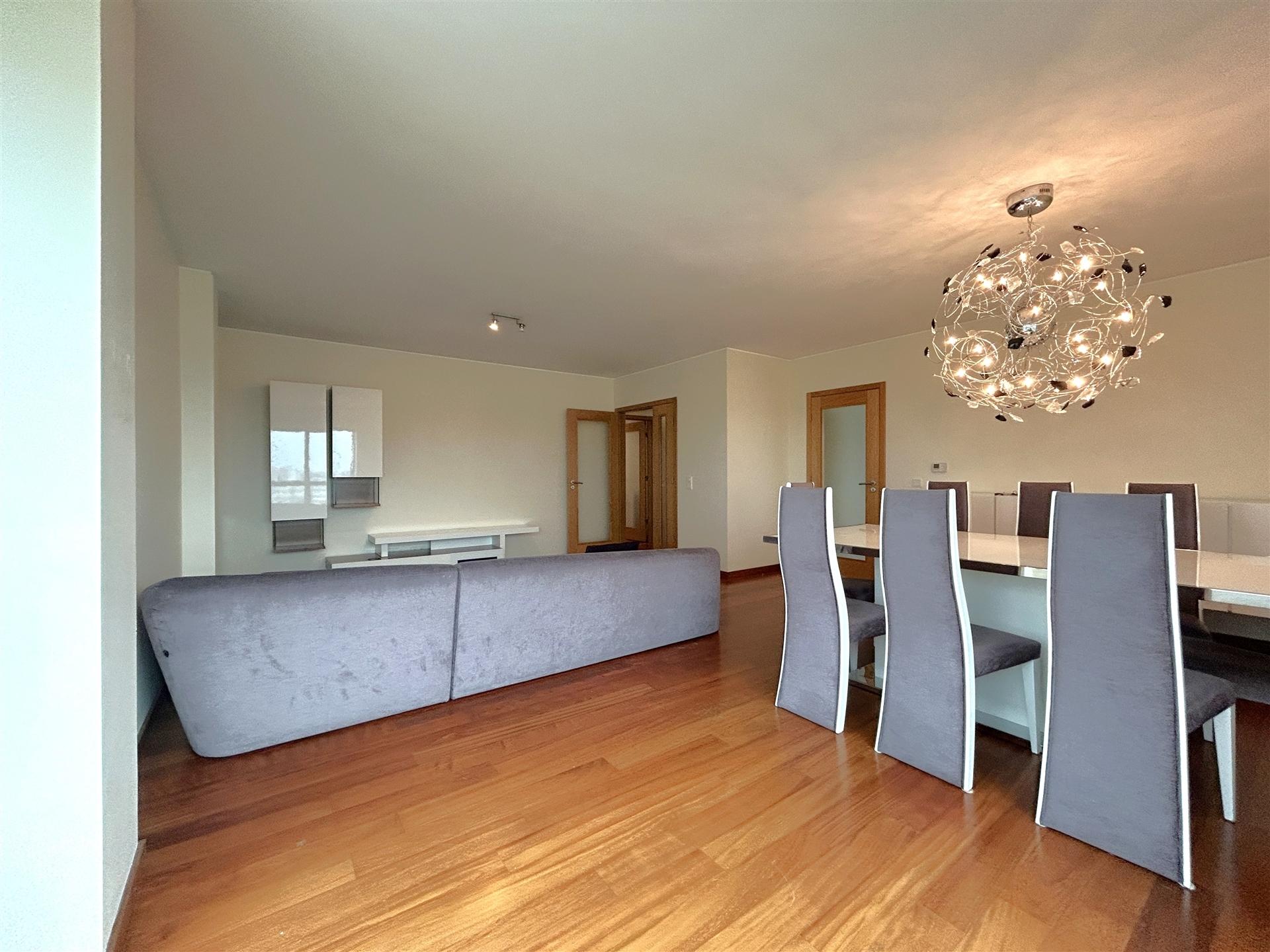 T3 com Garagem e Excelente Luminosidade no Bessa