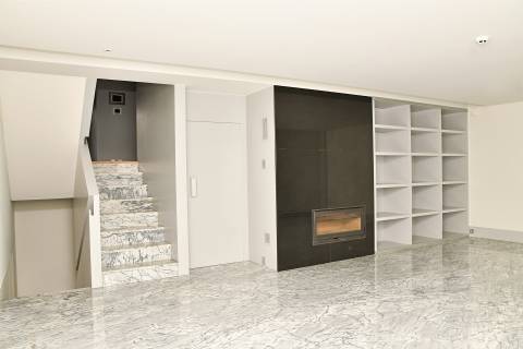 Moradia com 4 Suites jardim e piscina na Foz