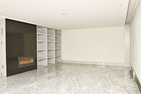 Moradia com 4 Suites jardim e piscina na Foz