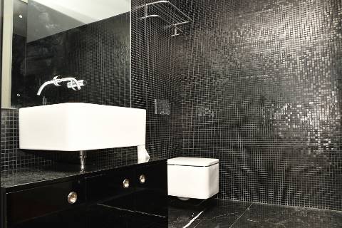 Moradia com 4 Suites jardim e piscina na Foz