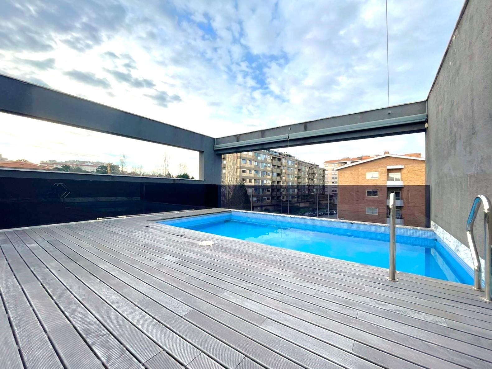 Moradia com 4 Suites jardim e piscina na Foz