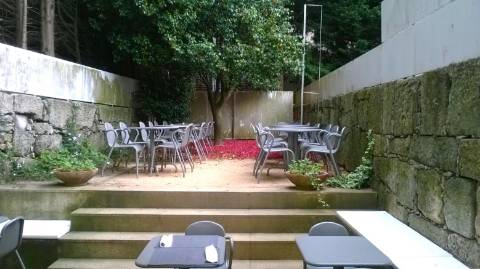 Moradia p/ venda com Jardim e Pátio Exterior | Campo Alegre, Porto