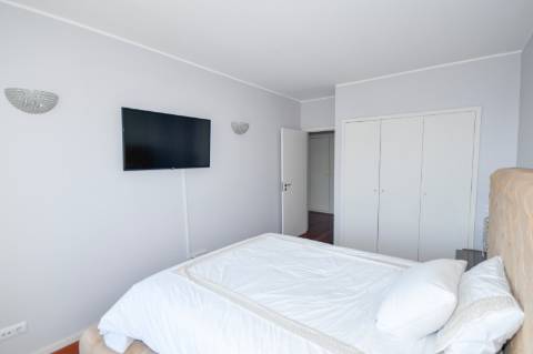 T2 | equipado | mobilado em Condomínio Privado com Piscina | Maia