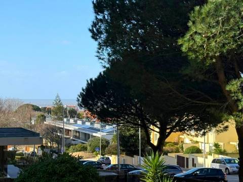 T4+1 c/ vista mar | Logradouro | Varanda nos Pinhais da Foz | Garagem e portaria 24