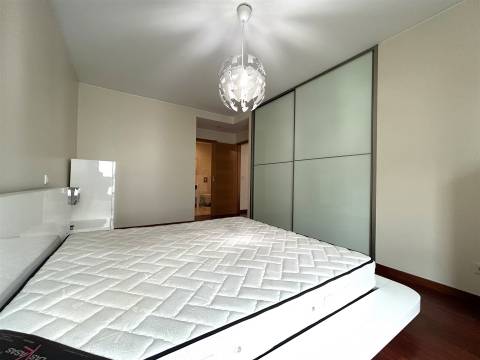 T3 com Garagem e Excelente Luminosidade no Bessa