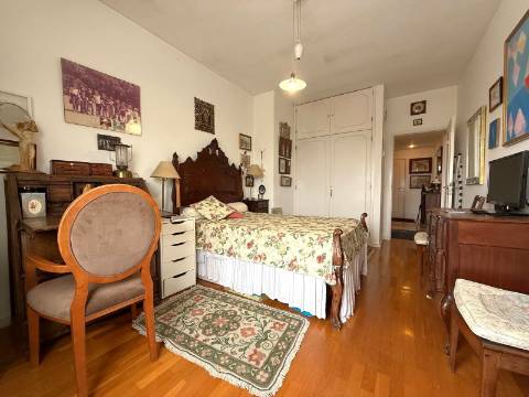 T4+1 com Varandas e Vista Mar | Boavista / Cristo Rei