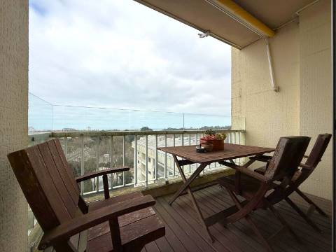 T4+1 com Varandas e Vista Mar | Boavista / Cristo Rei