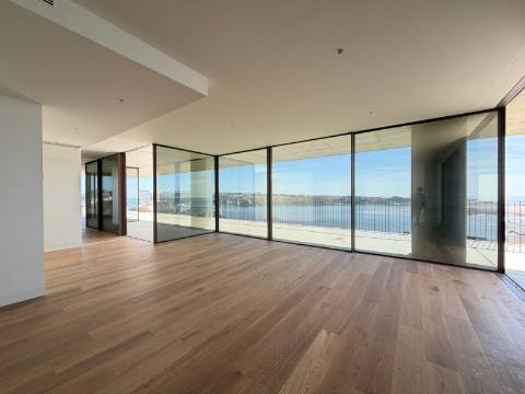 T4 de Luxo com Vistas Mar | Foz do Douro