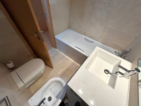 T1 Penthouse c/ terraço | equipado e mobilado e garagem junto ao NorteShopping