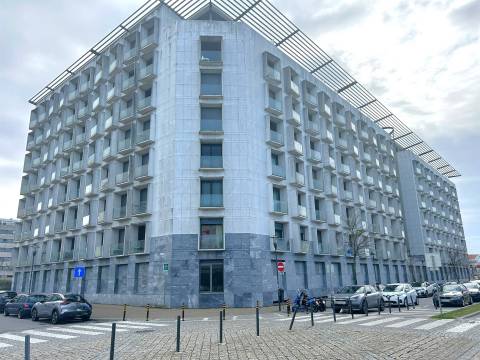 T1 Penthouse c/ terraço | equipado e mobilado e garagem junto ao NorteShopping