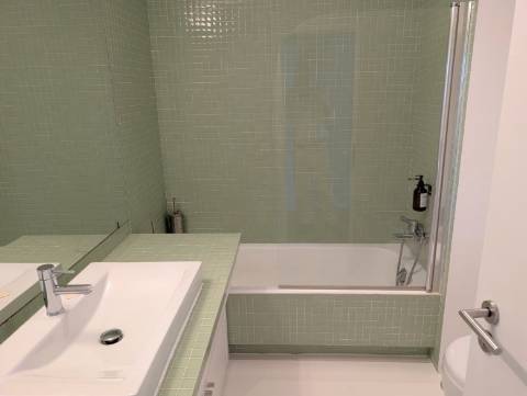 T3 Remodelado com varanda na foz/ vista mar