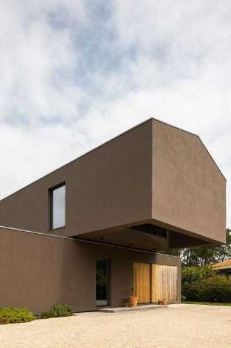 Moradia de Autor com Piscina | Praia da Madalena